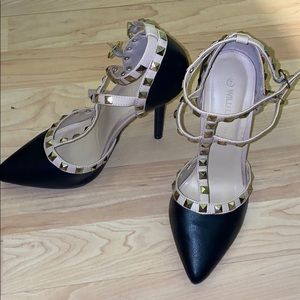 Black/Beige Heels